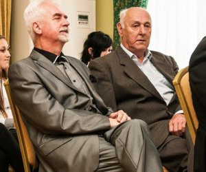 "Skansen...Ciechanowiec, Okolice" malarstwo Franciszka Ryszarda Mazurka