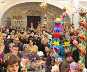 Niedziela Palmowa Rozstrzygnięcie XV Konkursu na Wykonanie Palmy Wielkanocnej Niedziela Palmowa Rozstrzygnięcie XV Konkursu na Wykonanie Palmy Wielkanocnej