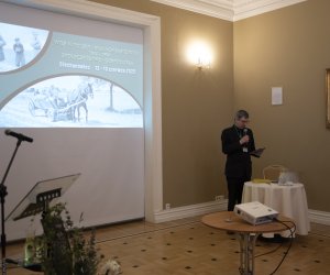 Konferencja "Wieś w Polsce i krajach sąsiednich 1944-1989. Społeczeństwo i gospodarka" - fotorelacja Konferencja "Wieś w Polsce i krajach sąsiednich 1944-1989. Społeczeństwo i gospodarka" - fotorelacja