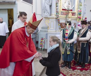Podsumowanie XX Konkursu na Wykonanie Palmy Wielkanocnej oraz uroczystości Niedzieli Palmowej w Ciechanowcu Podsumowanie XX Konkursu na Wykonanie Palmy Wielkanocnej oraz uroczystości Niedzieli Palmowej w Ciechanowcu