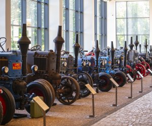 Ciągniki z kolekcji Muzeum Rolnictwa w wydawnictwie Hachette Polska