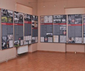 "Zagłada dworów w województwie białostockim po roku 1939" "Zagłada dworów w województwie białostockim po roku 1939"