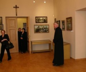 „Chwała Jezusowi, Marii i Wszystkim Świętym” „Chwała Jezusowi, Marii i Wszystkim Świętym”