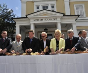 XII Podlaskie Święto Chleba, 12.08.2012 r. XII Podlaskie Święto Chleba, 12.08.2012 r.