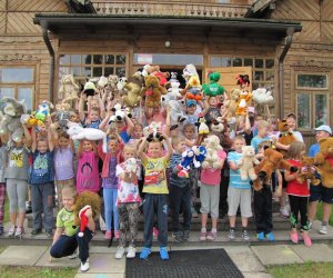 DZIEŃ DZIECKA Z "PRZYJACIÓŁMI Z DZIECIŃSTWA"