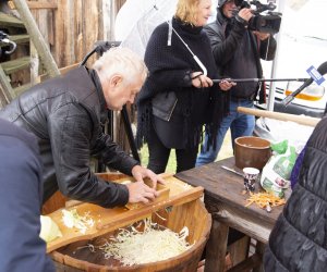 Jesień w polu i zagrodzie. Etnograficzny festiwal kultury ludowej 2022 - fotorelacja Jesień w polu i zagrodzie. Etnograficzny festiwal kultury ludowej 2022 - fotorelacja