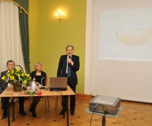 Promocja publikacji pt."Pięćdziesięciolecie Muzeum Rolnictwa im. ks. Krzysztofa Kluka w Ciechanowcu na pisankach w zbiorach Muzeum Pisanki" Promocja publikacji pt."Pięćdziesięciolecie Muzeum Rolnictwa im. ks. Krzysztofa Kluka w Ciechanowcu na pisankach w zbiorach Muzeum Pisanki"