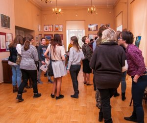 PO RAZ TRZECI W MUZEALNYCH MURACH TWÓRCZOŚĆ UCZNIÓW OGÓLNOKSZTAŁCĄCEJ SZKOŁY SZTUK PIĘKNYCH W CIECHANOWCU PO RAZ TRZECI W MUZEALNYCH MURACH TWÓRCZOŚĆ UCZNIÓW OGÓLNOKSZTAŁCĄCEJ SZKOŁY SZTUK PIĘKNYCH W CIECHANOWCU