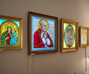 "LUMEN-ART czyli malowanie światłem" - fotorelacja z wernisażu "LUMEN-ART czyli malowanie światłem" - fotorelacja z wernisażu