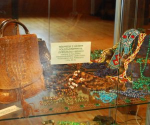 Pamiątki kolonialne "Sztuka czarnego lądu". Pamiątki kolonialne "Sztuka czarnego lądu".