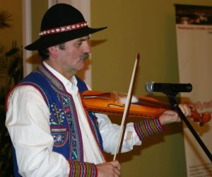 XXVII KONKURS GRY NA INSTRUMENTACH PASTERSKICH im. Kazimierza Uszyńskiego XXVII KONKURS GRY NA INSTRUMENTACH PASTERSKICH im. Kazimierza Uszyńskiego