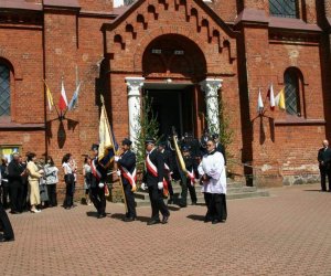ZIELONE ŚWIĄTKI POD WIATRAKIEM ZIELONE ŚWIĄTKI POD WIATRAKIEM