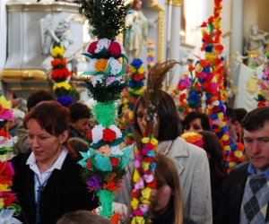 Prezentacja palm na Mszy Świetęj Prezentacja palm na Mszy Świetęj