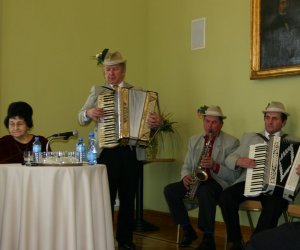 PISANKI Z PODLASIA, ZIEMI AUGUSTOWSKIEJ I SUWALSKIEJ PISANKI Z PODLASIA, ZIEMI AUGUSTOWSKIEJ I SUWALSKIEJ