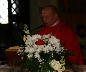 ZIELONE ŚWIĄTKI POD WIATRAKIEM ZIELONE ŚWIĄTKI POD WIATRAKIEM