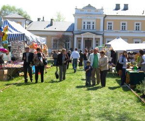 JARMARK ŚWIĘTEGO WOJCIECHA W MUZEUM ROLNICTWA W CIECHANOWCU JARMARK ŚWIĘTEGO WOJCIECHA W MUZEUM ROLNICTWA W CIECHANOWCU