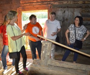 Delegacja pracowników Muzeum Rolnictwa w Ciechanowcu z wizytą na Białorusi na zaproszenie Białoruskiego Państwowego Muzeum Architektury i Życia Codziennego w Mińsku