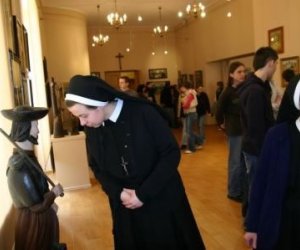 „Chwała Jezusowi, Marii i Wszystkim Świętym” „Chwała Jezusowi, Marii i Wszystkim Świętym”