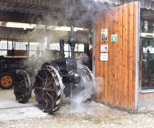 LANZ ACKER-BULLDOG HP 12 KNICKLENKER JUŻ W MUZEUM LANZ ACKER-BULLDOG HP 12 KNICKLENKER JUŻ W MUZEUM