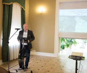 Konferencja historyczna "Drogi do niepodległości narodów Europy Wschodniej 1914-1921" - fotorelacja Konferencja historyczna "Drogi do niepodległości narodów Europy Wschodniej 1914-1921" - fotorelacja