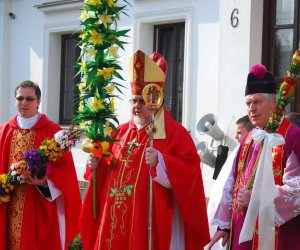 Prezentacja palm na Mszy Świetęj Prezentacja palm na Mszy Świetęj