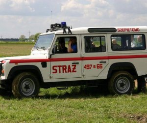 ZIELONE ŚWIĄTKI POD WIATRAKIEM ZIELONE ŚWIĄTKI POD WIATRAKIEM