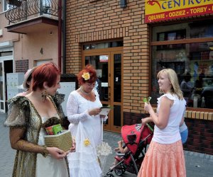 Promocja 8-go Zajazdu Wysokomazowieckiego w Ciechanowcu, Lomży oraz Wysokiem Mazowieckiem Promocja 8-go Zajazdu Wysokomazowieckiego w Ciechanowcu, Lomży oraz Wysokiem Mazowieckiem