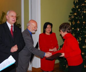 IV Konkurs na Najlepiej Zachowany Zabytek Wiejskiego Budownictwa Drewnianego w województwie podlaskim IV Konkurs na Najlepiej Zachowany Zabytek Wiejskiego Budownictwa Drewnianego w województwie podlaskim