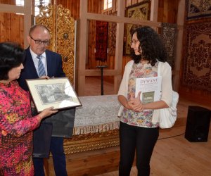 Wystawa w Mińsku (Białoruś) - „Dywany dwuosnowowe ze zbiorów Muzeum Rolnictwa im. ks. Krzysztofa Kluka w Ciechanowcu” Wystawa w Mińsku (Białoruś) - „Dywany dwuosnowowe ze zbiorów Muzeum Rolnictwa im. ks. Krzysztofa Kluka w Ciechanowcu”