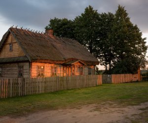 Dni Architektury Drewnianej - zapraszamy do Drewnowa Ziemaków - 24-25 sierpnia 2024 r. Dni Architektury Drewnianej - zapraszamy do Drewnowa Ziemaków - 24-25 sierpnia 2024 r.