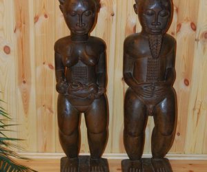 Pamiątki kolonialne "Sztuka czarnego lądu". Pamiątki kolonialne "Sztuka czarnego lądu".