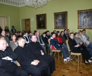 „Chwała Jezusowi, Marii i Wszystkim Świętym” „Chwała Jezusowi, Marii i Wszystkim Świętym”