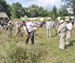XII Podlaskie Święto Chleba, 12.08.2012 r. XII Podlaskie Święto Chleba, 12.08.2012 r.