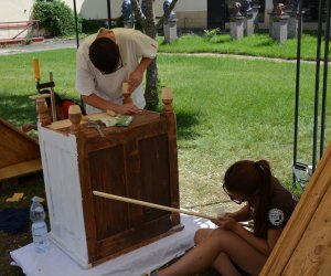 Nowe sprzęty wzbogaciły wyposażenie pracowni konserwatorskiej Nowe sprzęty wzbogaciły wyposażenie pracowni konserwatorskiej