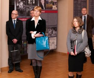 "Zagłada dworów w województwie białostockim po roku 1939" "Zagłada dworów w województwie białostockim po roku 1939"