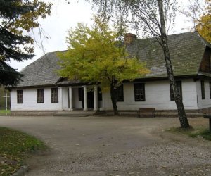 OTWARCIE WYSTAWY ''ROŚLINY LECZNICZE W EKSLIBRISIE''