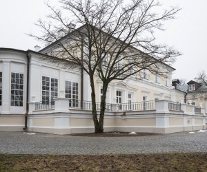 Projekt „Ciechanowiec, zespół pałacowy (XIX w): prace remontowo – renowacyjne” Projekt „Ciechanowiec, zespół pałacowy (XIX w): prace remontowo – renowacyjne”