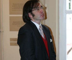 „W DWORKU SZLACHECKIM OK. 1800 ROKU” „W DWORKU SZLACHECKIM OK. 1800 ROKU”