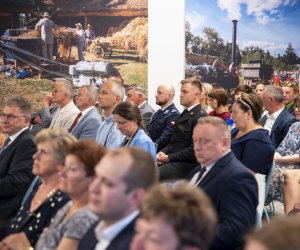 Dyrektor Dorota Łapiak odznaczona tytułem "Honorowy Obywatel Ciechanowca" Dyrektor Dorota Łapiak odznaczona tytułem "Honorowy Obywatel Ciechanowca"