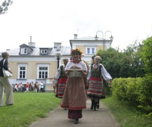 XII Podlaskie Święto Chleba, 12.08.2012 r. XII Podlaskie Święto Chleba, 12.08.2012 r.
