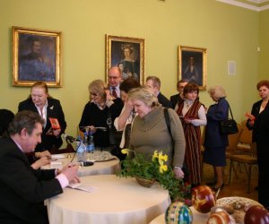 PISANKI Z PODLASIA, ZIEMI AUGUSTOWSKIEJ I SUWALSKIEJ PISANKI Z PODLASIA, ZIEMI AUGUSTOWSKIEJ I SUWALSKIEJ