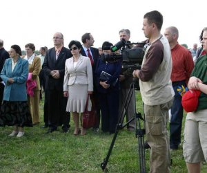 ZIELONE ŚWIĄTKI POD WIATRAKIEM ZIELONE ŚWIĄTKI POD WIATRAKIEM