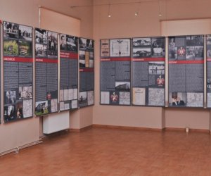 "Zagłada dworów w województwie białostockim po roku 1939"