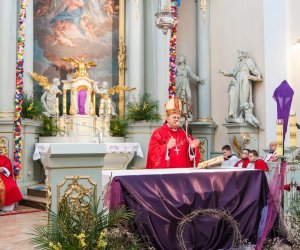 "Niedziela Palmowa" - finał XVIII Regionalnego Konkursu na Wykonanie Palmy Wielkanocnej "Niedziela Palmowa" - finał XVIII Regionalnego Konkursu na Wykonanie Palmy Wielkanocnej