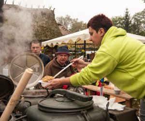 JESIEŃ W POLU I ZAGRODZIE JESIEŃ W POLU I ZAGRODZIE