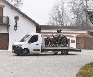 LANZ ACKER-BULLDOG HP 12 KNICKLENKER JUŻ W MUZEUM LANZ ACKER-BULLDOG HP 12 KNICKLENKER JUŻ W MUZEUM