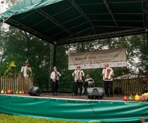 JESIEŃ W POLU I ZAGRODZIE JESIEŃ W POLU I ZAGRODZIE