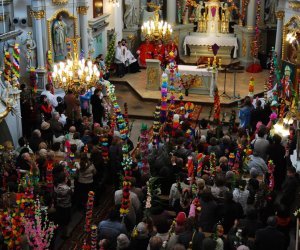 Prezentacja palm na Mszy Świetęj Prezentacja palm na Mszy Świetęj