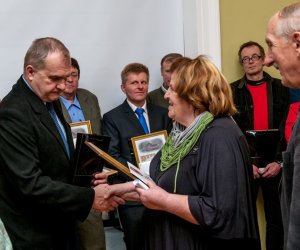 Podsumowanie Konkursu na Najlepiej Zachowany Zabytek Wiejskiego Budownictwa Drewnianego w Województwie Podlaskim w 2015 r. Podsumowanie Konkursu na Najlepiej Zachowany Zabytek Wiejskiego Budownictwa Drewnianego w Województwie Podlaskim w 2015 r.