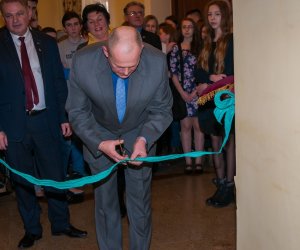 PO RAZ TRZECI W MUZEALNYCH MURACH TWÓRCZOŚĆ UCZNIÓW OGÓLNOKSZTAŁCĄCEJ SZKOŁY SZTUK PIĘKNYCH W CIECHANOWCU PO RAZ TRZECI W MUZEALNYCH MURACH TWÓRCZOŚĆ UCZNIÓW OGÓLNOKSZTAŁCĄCEJ SZKOŁY SZTUK PIĘKNYCH W CIECHANOWCU